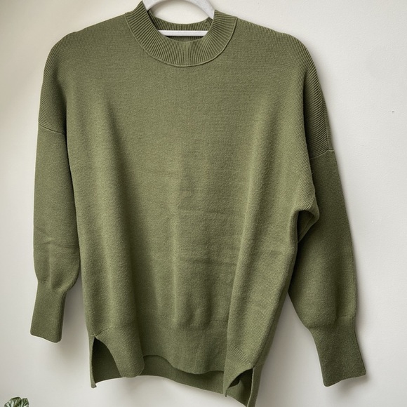 Abercrombie Green Knit Sweater NWOT - Picture 2 of 7